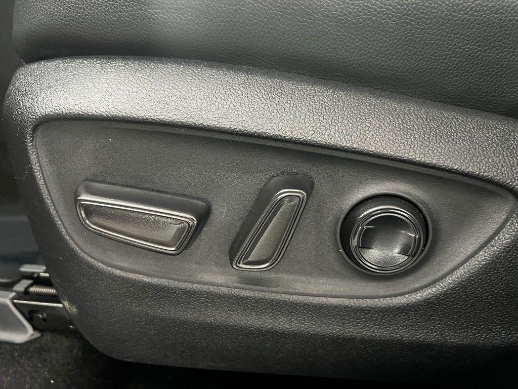 used 2023 Toyota Highlander car, priced at $39,970