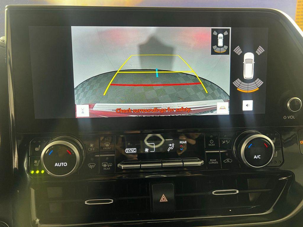 used 2023 Toyota Highlander car, priced at $39,970