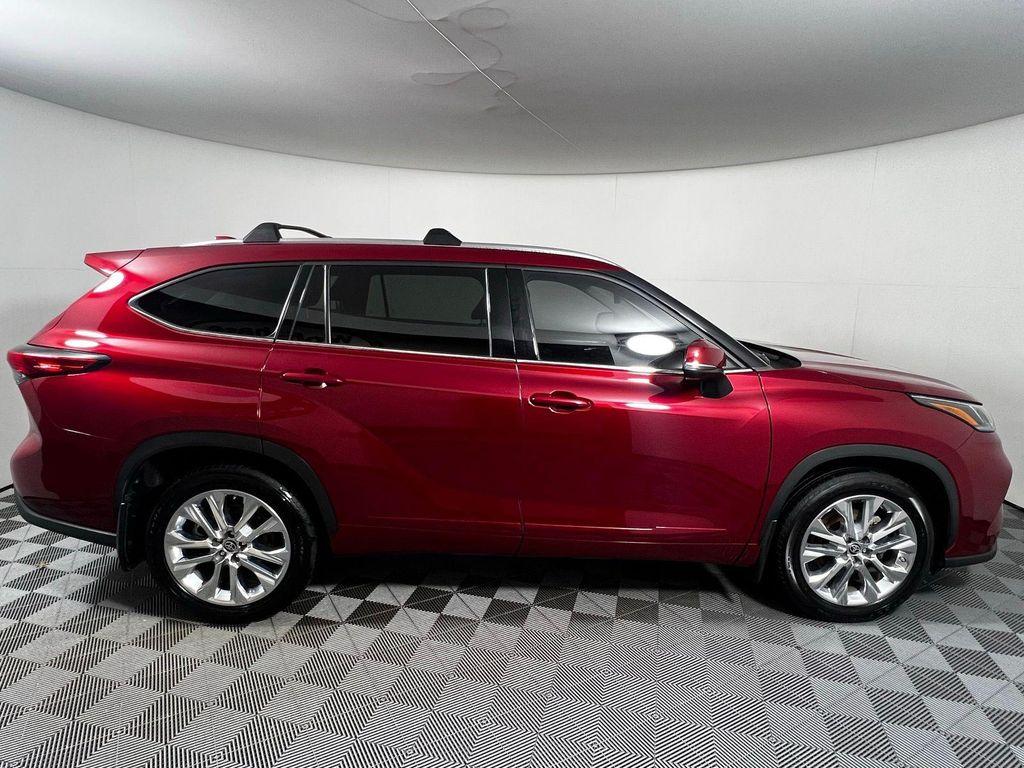 used 2023 Toyota Highlander car, priced at $39,970