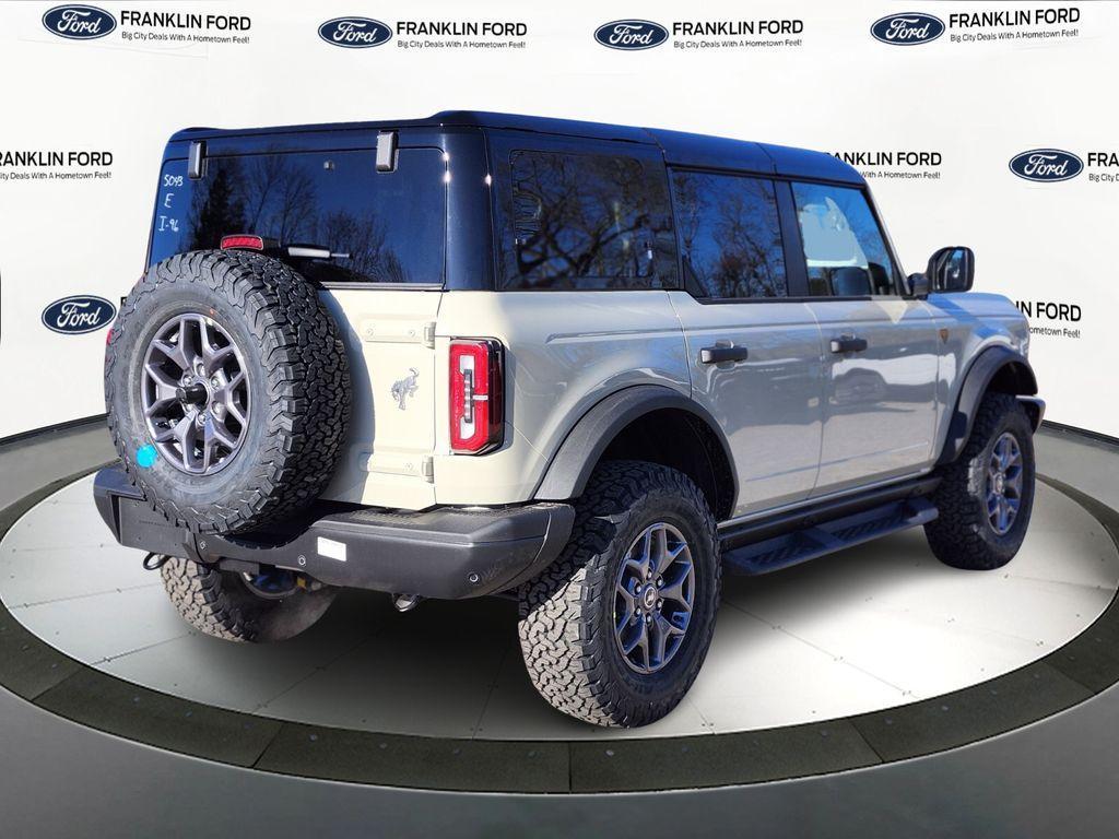new 2025 Ford Bronco car, priced at $59,714