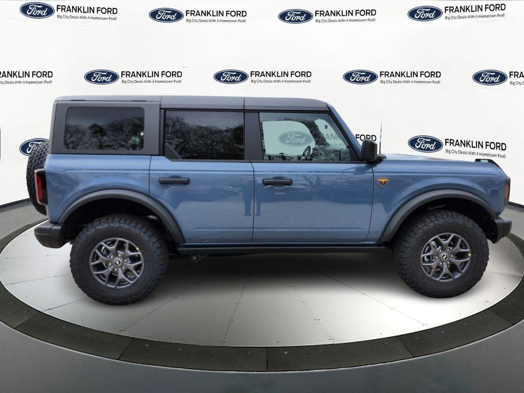 new 2025 Ford Bronco car, priced at $57,118