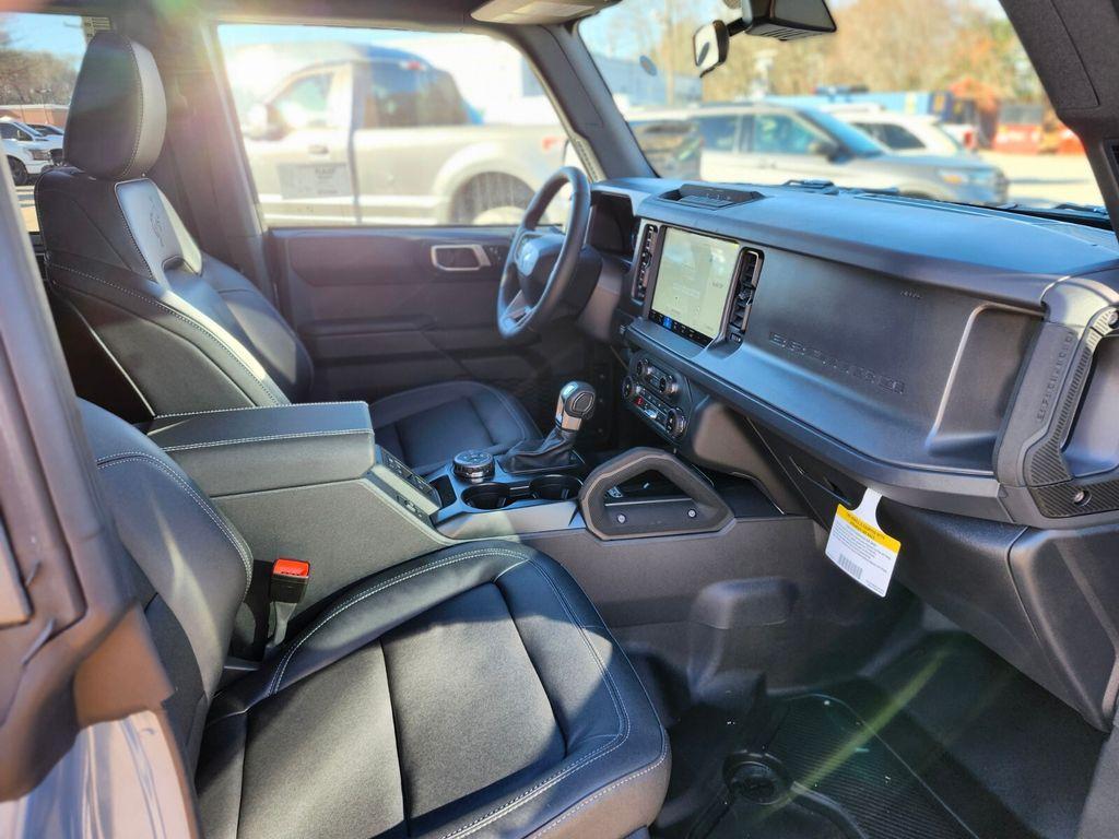 new 2025 Ford Bronco car, priced at $51,077
