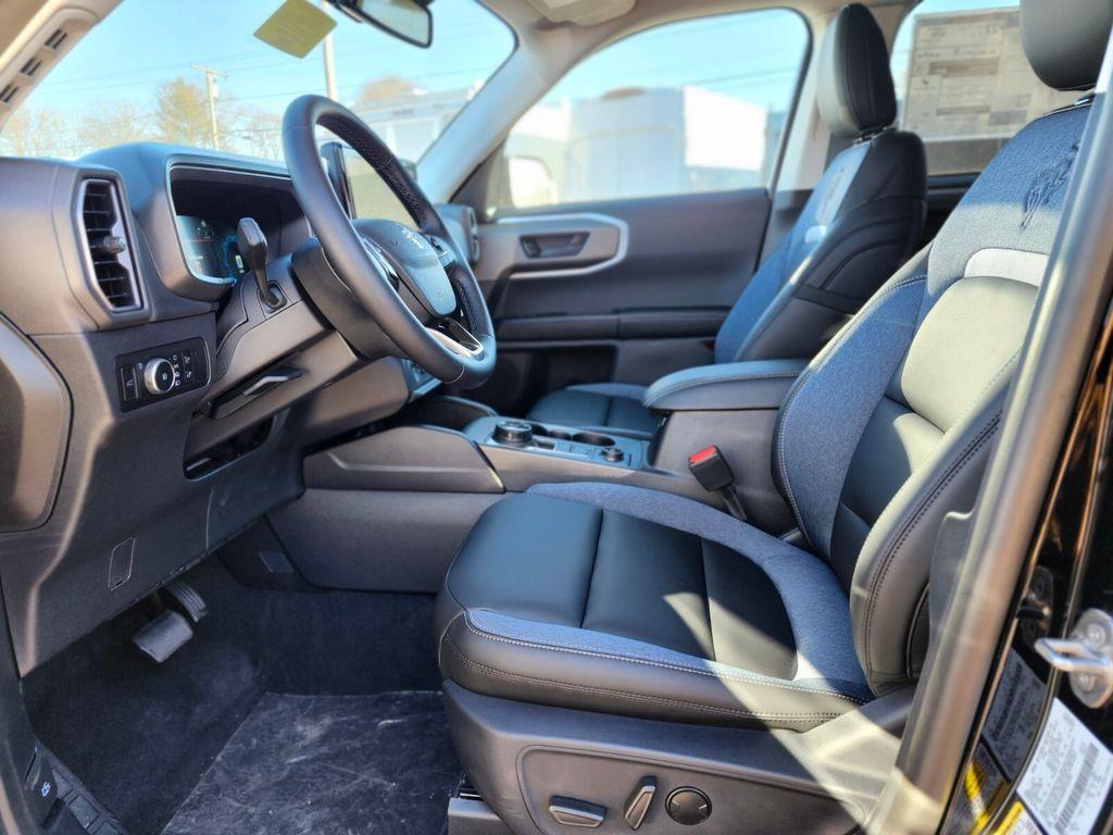 new 2025 Ford Bronco Sport car, priced at $38,058