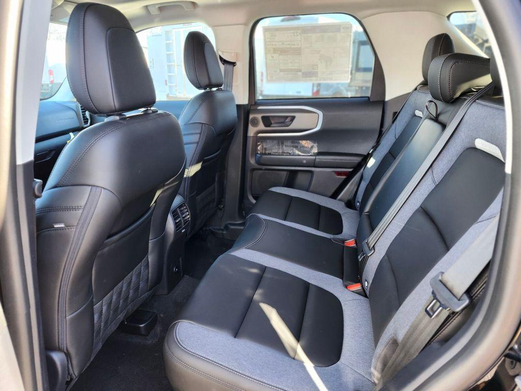 new 2025 Ford Bronco Sport car, priced at $38,058