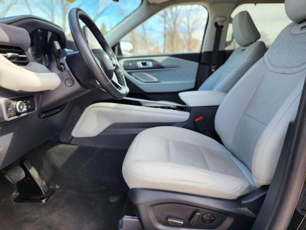 used 2025 Ford Explorer car, priced at $45,796