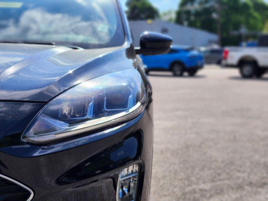 used 2022 Ford Escape car, priced at $23,796