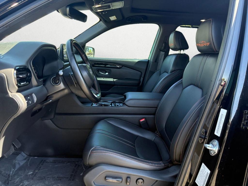 used 2024 Honda Pilot car, priced at $37,999