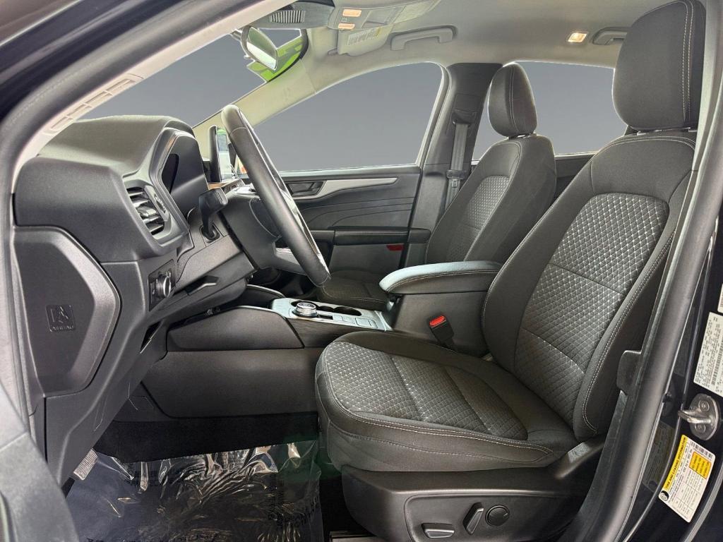used 2023 Ford Escape car, priced at $21,912