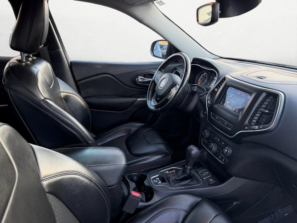 used 2021 Jeep Cherokee car, priced at $11,820