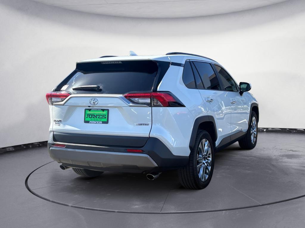 used 2020 Toyota RAV4 car, priced at $21,416