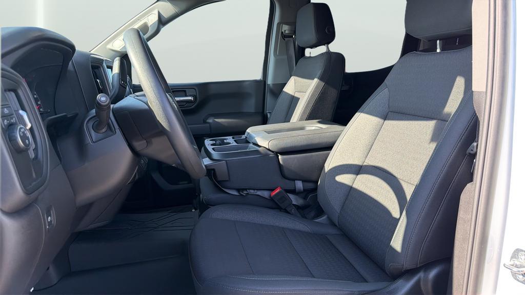 used 2024 Chevrolet Silverado 1500 car, priced at $33,995