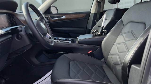 used 2025 Volkswagen Atlas car, priced at $31,995