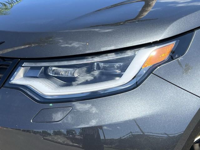 new 2025 Land Rover Discovery car, priced at $70,568