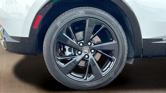 used 2025 Buick Envision car, priced at $30,495