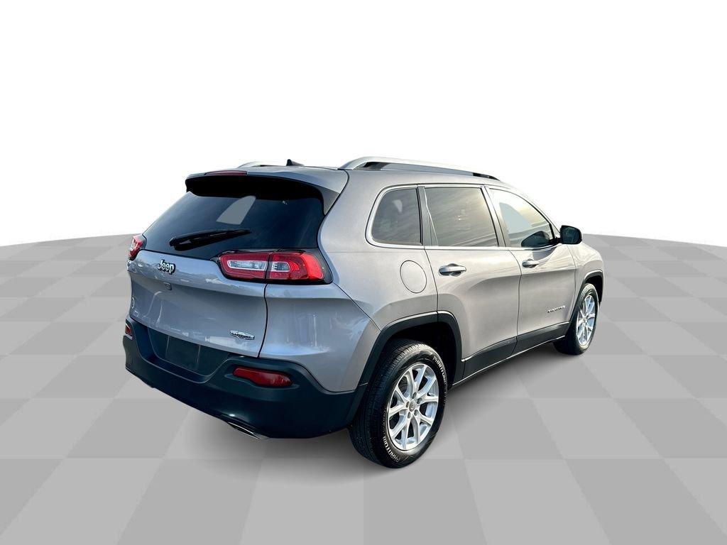 used 2018 Jeep Cherokee car, priced at $13,079