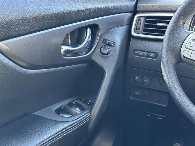 used 2016 Nissan Rogue car, priced at $12,990