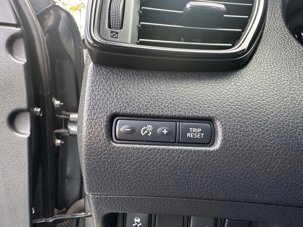 used 2018 Nissan Rogue car, priced at $12,279