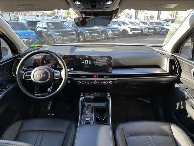 used 2025 Kia Sorento car, priced at $32,230