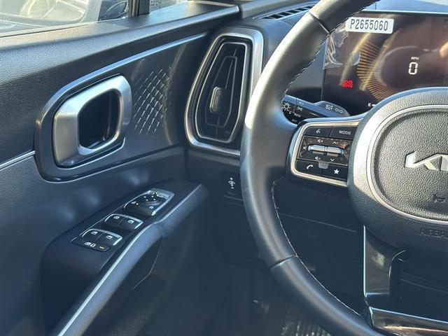 used 2025 Kia Sorento car, priced at $32,230