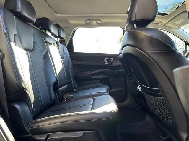 used 2025 Kia Sorento car, priced at $32,230