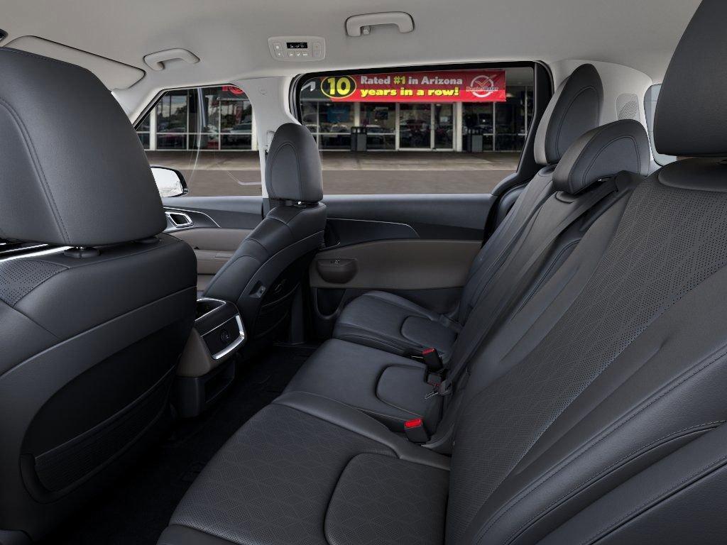 new 2026 Kia Carnival Hybrid car, priced at $42,989