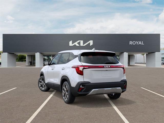 new 2026 Kia Seltos car, priced at $25,082