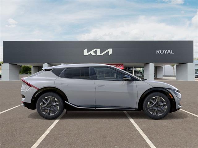 new 2025 Kia EV6 car, priced at $49,915