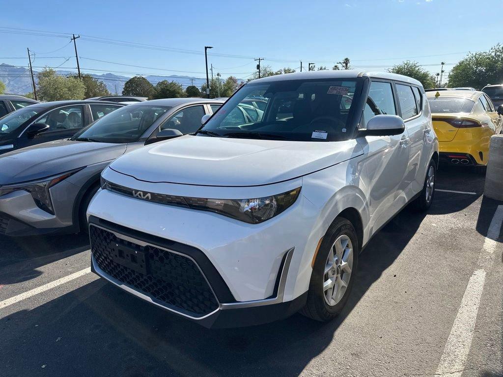 used 2025 Kia Soul car, priced at $20,579
