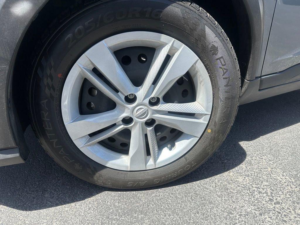 used 2024 Nissan Kicks car, priced at $17,490