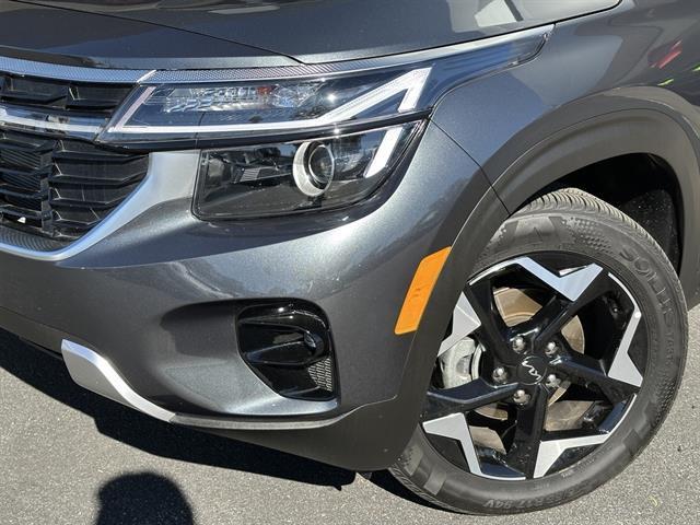 used 2026 Kia Seltos car, priced at $25,990