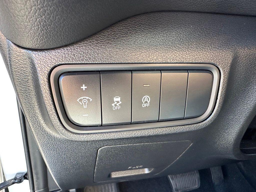 used 2025 Kia Soul car, priced at $20,279