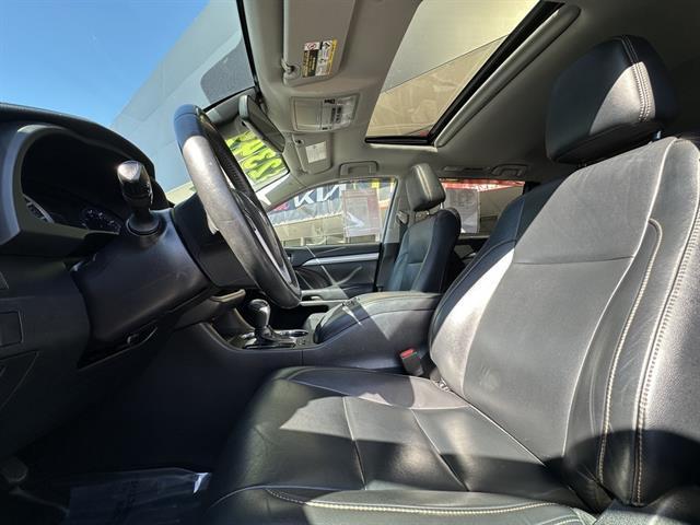 used 2019 Toyota Highlander car, priced at $22,990