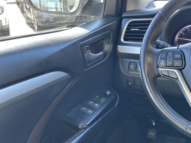 used 2019 Toyota Highlander car, priced at $22,990