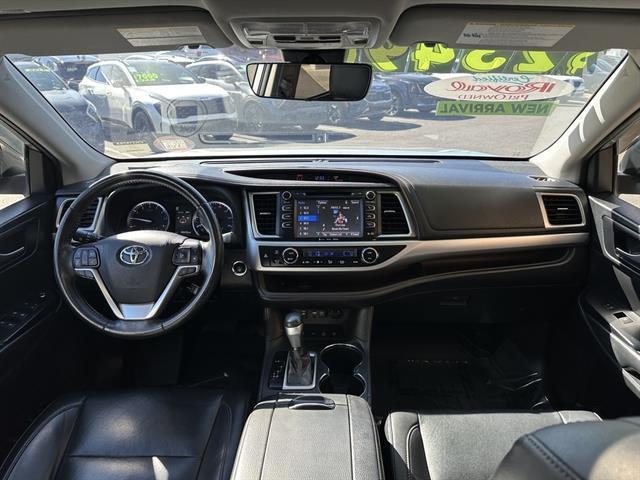 used 2019 Toyota Highlander car, priced at $22,990