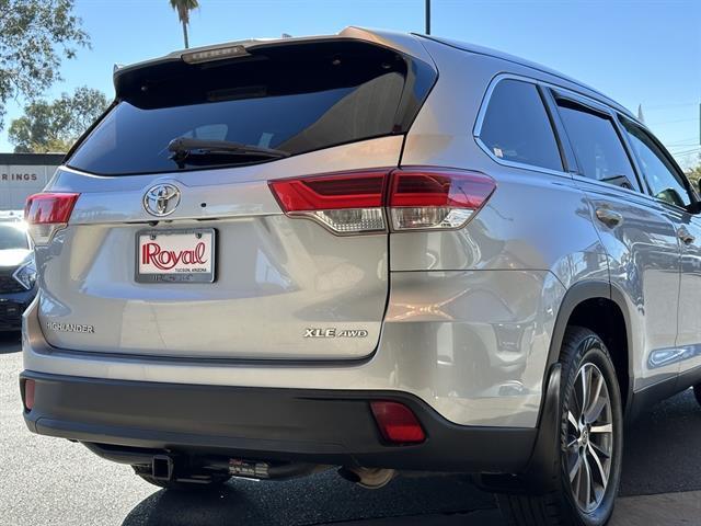 used 2019 Toyota Highlander car, priced at $22,990