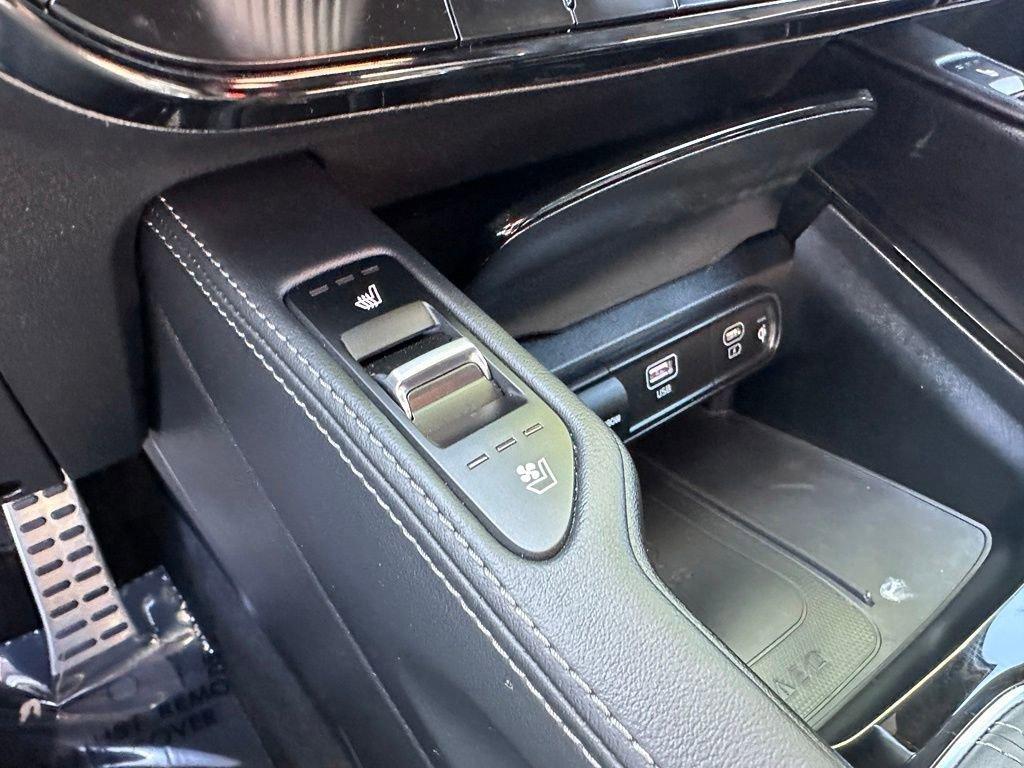 used 2024 Kia Telluride car, priced at $41,579