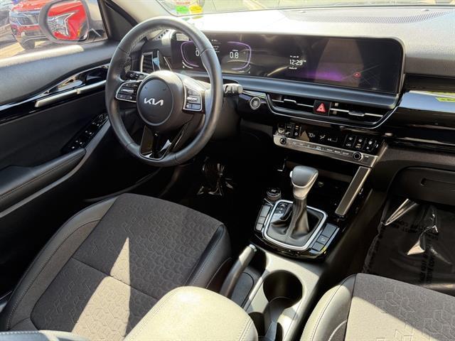 used 2026 Kia Seltos car, priced at $25,490