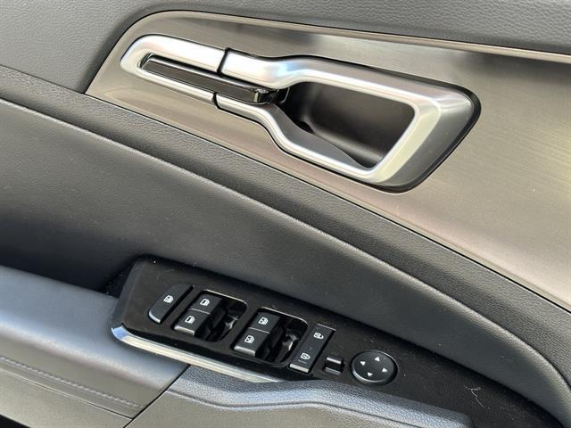 used 2025 Kia Sportage car, priced at $27,990