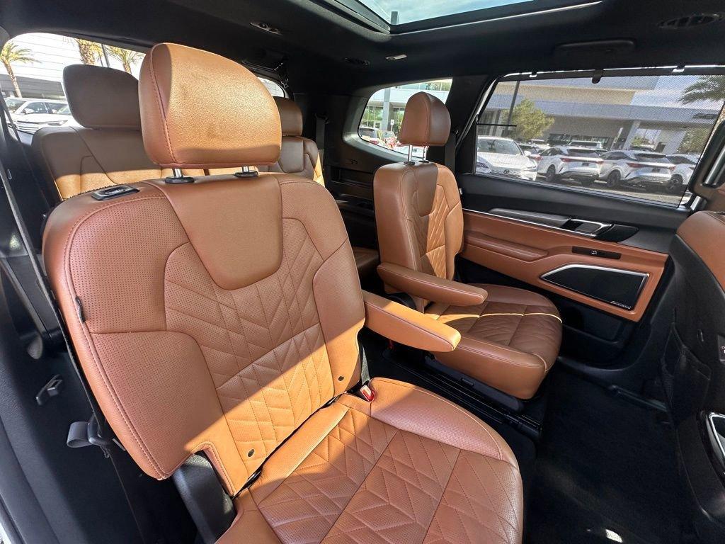 used 2024 Kia Telluride car, priced at $42,579