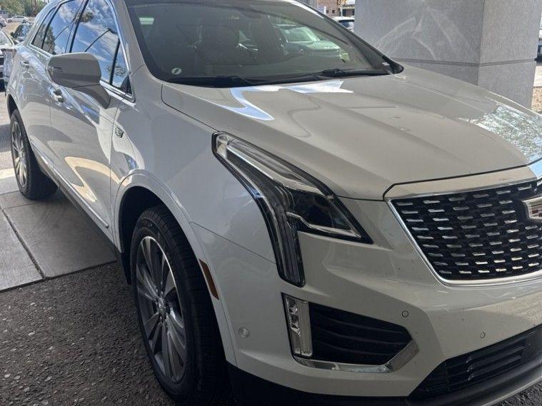 used 2025 Cadillac XT5 car