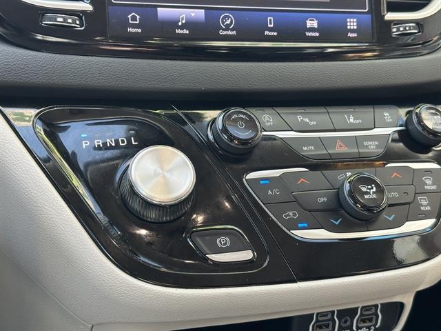 used 2024 Chrysler Pacifica car, priced at $27,590