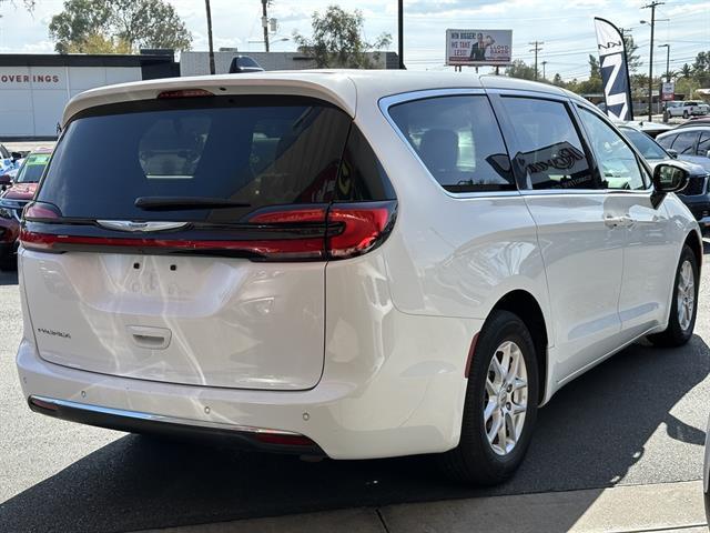 used 2024 Chrysler Pacifica car, priced at $27,590