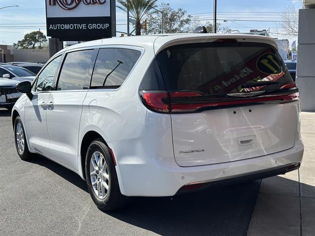 used 2024 Chrysler Pacifica car, priced at $27,590