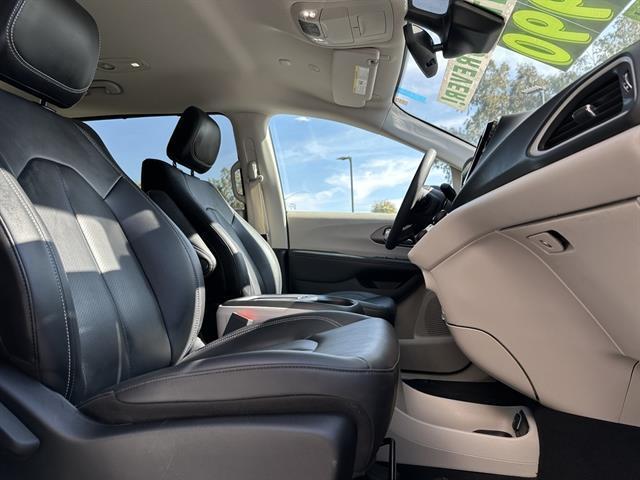 used 2024 Chrysler Pacifica car, priced at $27,590