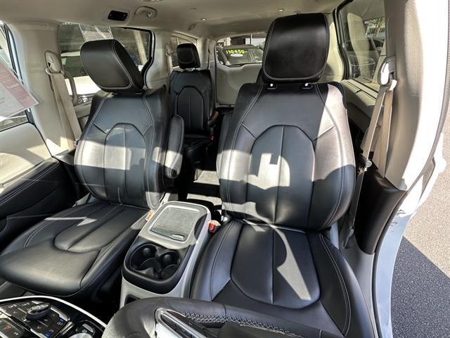 used 2024 Chrysler Pacifica car, priced at $27,590