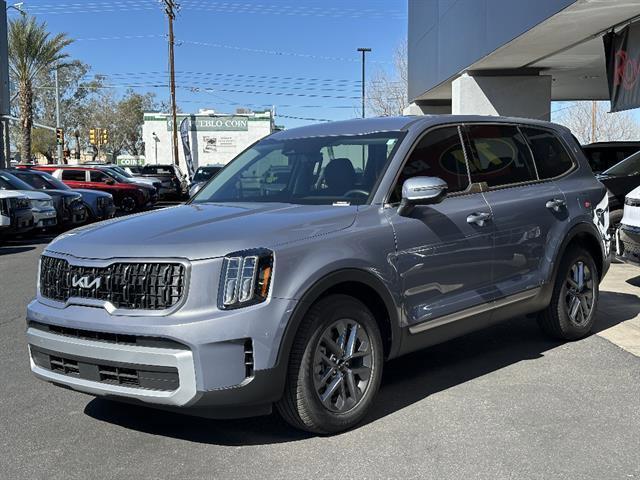 used 2025 Kia Telluride car, priced at $36,490