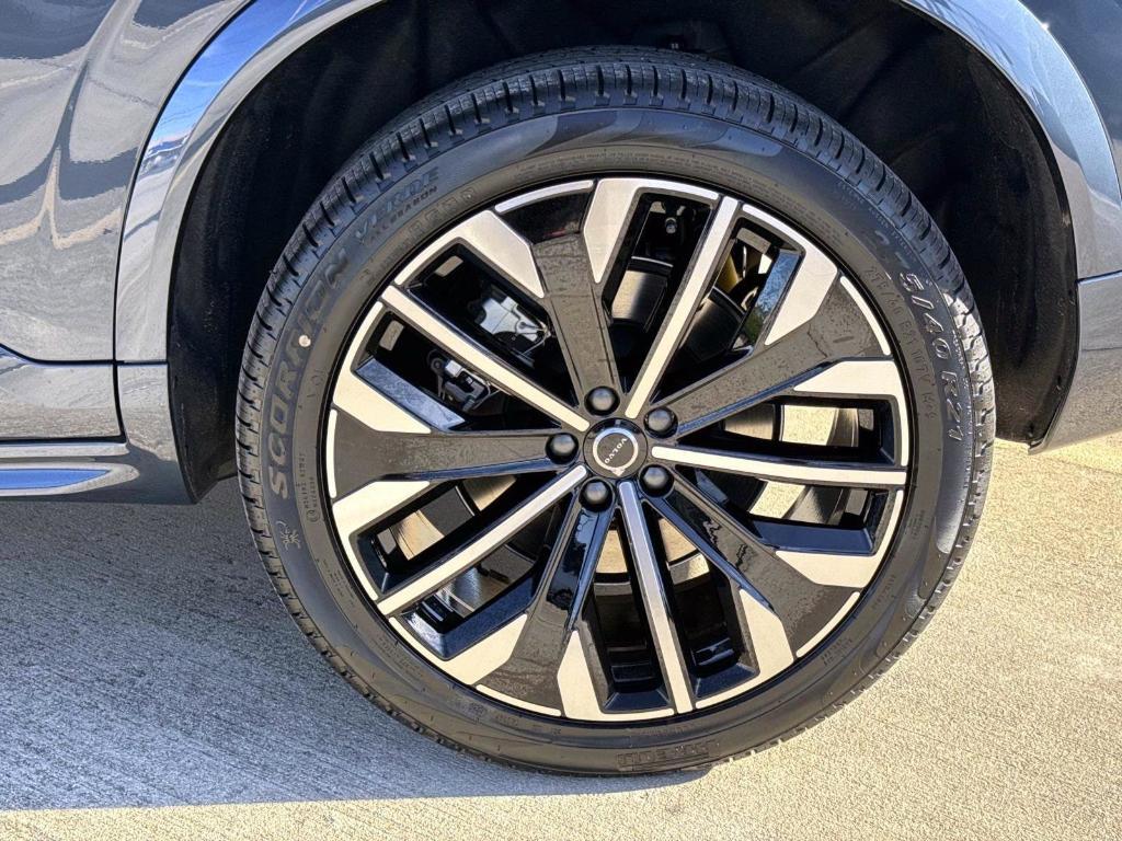 new 2026 Volvo XC90 Plug-In Hybrid car, priced at $85,625