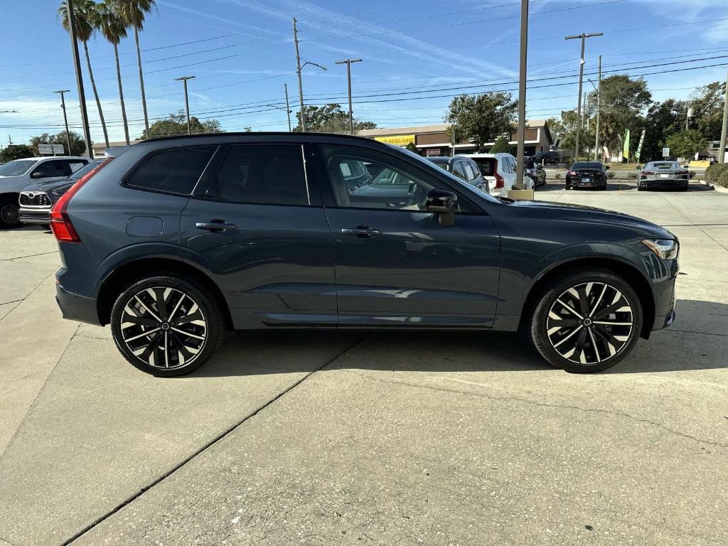 new 2026 Volvo XC60 Plug-In Hybrid car, priced at $75,235