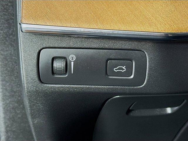 used 2022 Volvo XC90 car, priced at $30,400