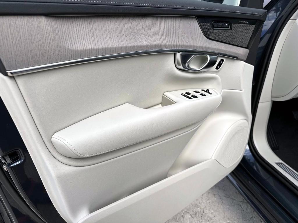 new 2026 Volvo XC90 car, priced at $72,900